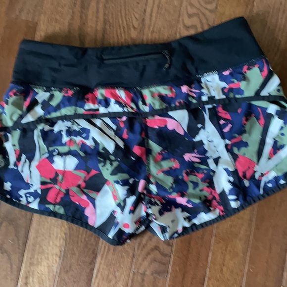 Lululemon speed shorts- like new - Picture 8 of 9